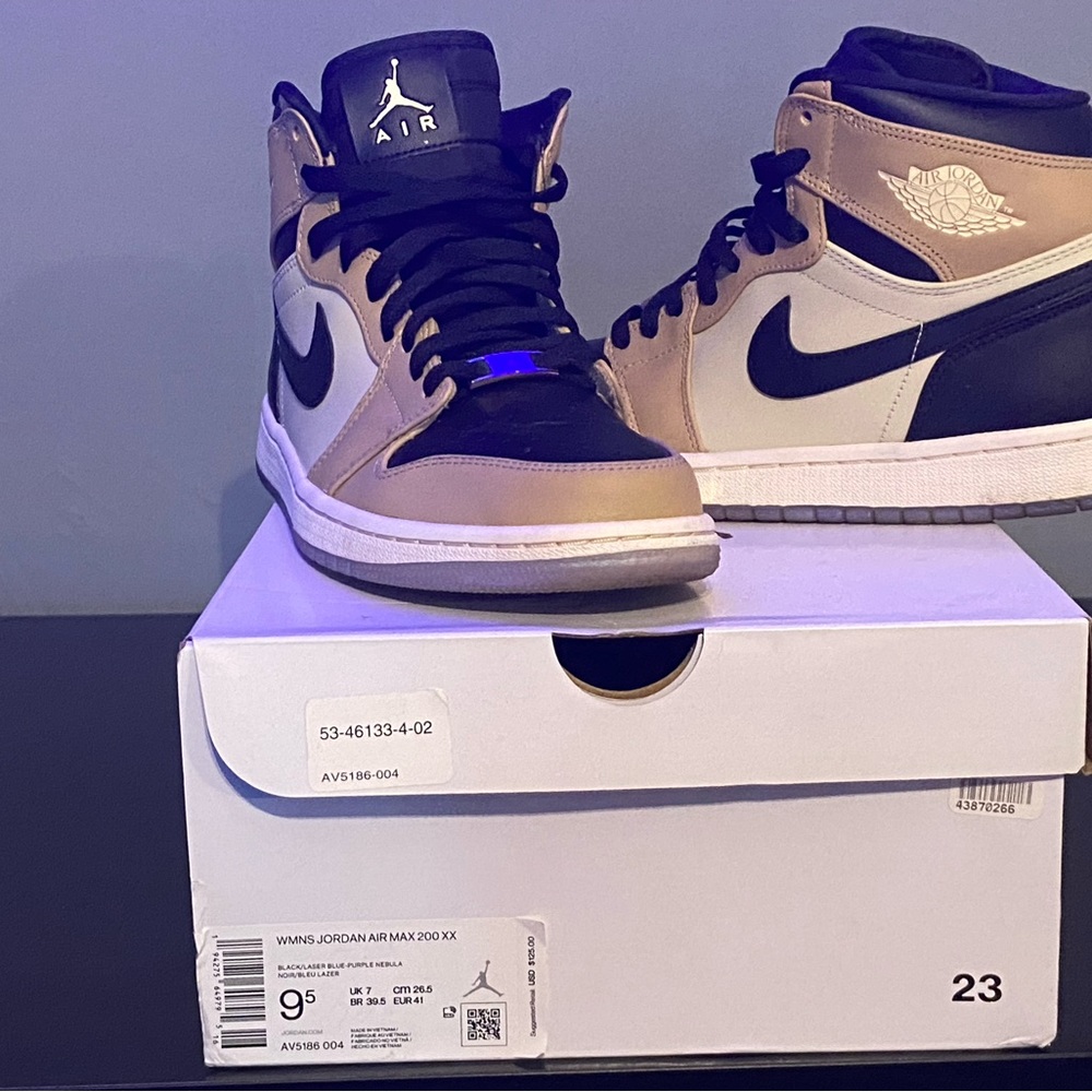 Slightly Used Jordan 1s